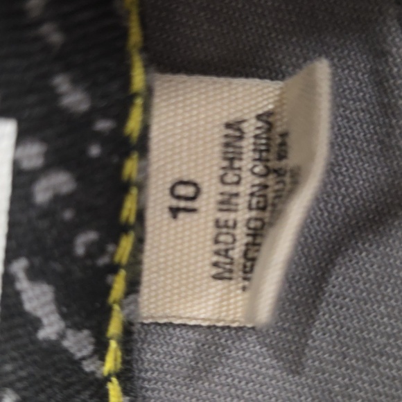 DKNY Premium Denim Jeggings in Two Tone Herringbone Design. Size 10 - Picture 4 of 8